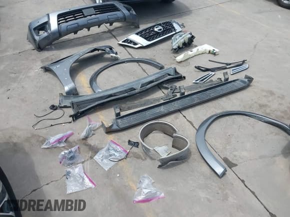 ✅ 2019 Nissan Armada SL • VIN: JN8AY2NC5KX510953 • Lot: 42205872. Wystawiony na IAAI z przebiegiem 86 563 mil. Bezpłatny archiwum sprzedaży aukcyjnych z USA i szczegółowy raport historii pojazdu na DreamBid. Zdjęcie 12.