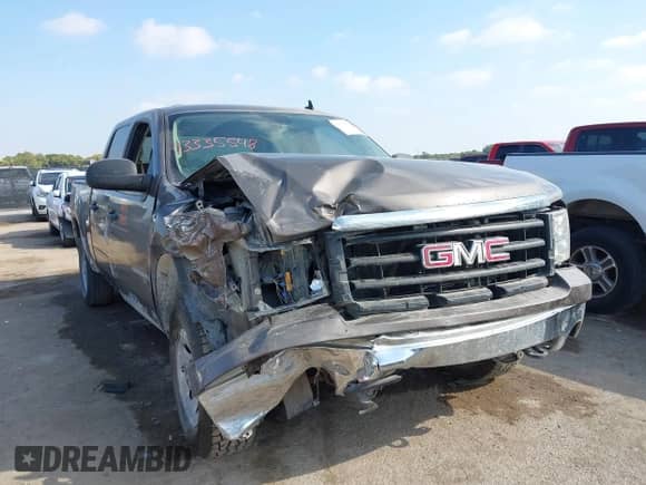 2007 GMC Sierra 1500 SLE1 with VIN 2GTEK13M371579729, listed as a IAAI auction lot 43335548 with 217,515 mi miles and . Bid and sale history available at DreamBid. Image 1.