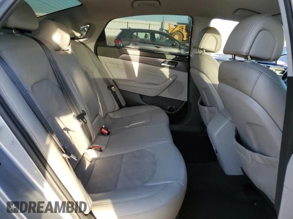 ✅ 2015 Hyundai Sonata Sport • VIN: 5NPE34AF8FH197583 • Лот: 85006815. Опубликован ранее на Copart с пробегом 200 317 миль. Бесплатный доступ к архиву аукционных продаж из США и подробный отчёт об истории автомобиля на DreamBid. Изображение 10.