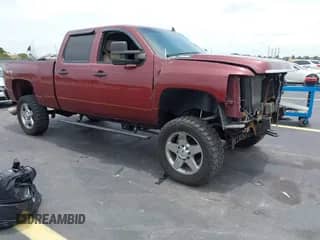 2008 Chevrolet Silverado 2500HD LTZ с VIN 1GCHK23648F170718, выставлен на аукционе IAAI как лот 42640660 с пробегом 242 452 миль миль и . История ставок и продаж доступна на DreamBid. Изображение 1.