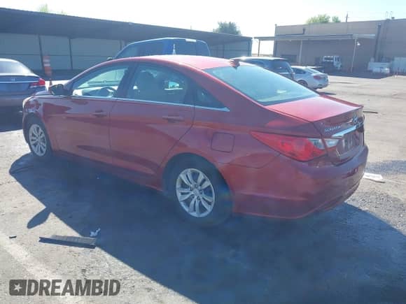 2013 Hyundai Sonata GLS with VIN 5NPEB4AC5DH594853, listed as a IAAI auction lot 43156283 with Not provided miles and . Bid and sale history available at DreamBid. Image 3.