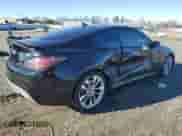2013 Hyundai Genesis Coupe Track с VIN KMHHU6KJXDU094205, выставлен на аукционе Copart как лот 87007174 с пробегом 82 229 миль миль и Списание • Salvage title. История ставок и продаж доступна на DreamBid. Изображение 3.
