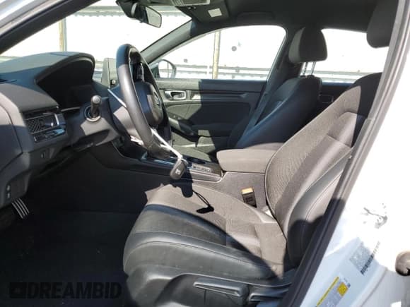 ✅ 2024 Honda Civic Sport • VIN: 19XFL2H8XRE023250 • Lot: 90655775. Wystawiony na Copart z przebiegiem 28 987 mil. Bezpłatny archiwum sprzedaży aukcyjnych z USA i szczegółowy raport historii pojazdu na DreamBid. Zdjęcie 7.