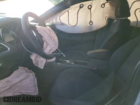 2017 Chevrolet Cruze LT z VIN 1G1BE5SM1H7275542, wystawiony jako Copart lot #69944992 z przebiegiem 66 635 mil mil oraz . Historia ofert i sprzedaży dostępna na DreamBid. Obrazek 7.