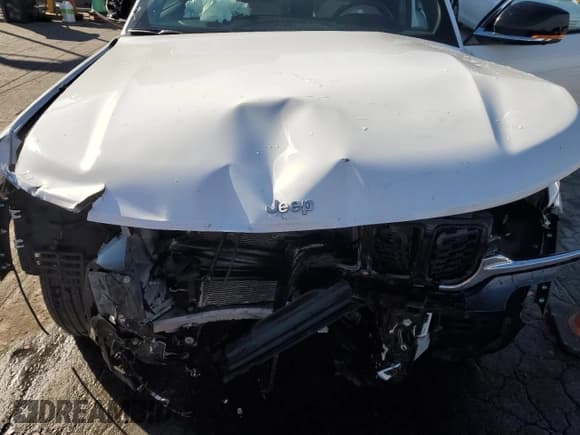 ✅ 2025 Jeep Grand Cherokee Limited • VIN: 1C4RJKBG7S8673205 • Lot: 91239995. Wystawiony na Copart z przebiegiem 15 507 mil. Bezpłatny archiwum sprzedaży aukcyjnych z USA i szczegółowy raport historii pojazdu na DreamBid. Zdjęcie 12.