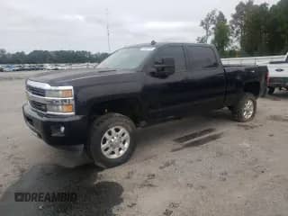 2015 Chevrolet Silverado 2500HD LTZ с VIN 1GC1KWE85FF110953, выставлен на аукционе Copart как лот 86482915 с пробегом 210 488 миль миль и Чистый • Clean title. История ставок и продаж доступна на DreamBid. Изображение 1.