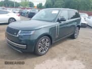 ✅ 2025 Land Rover Range Rover SE • VIN: SALKP9E91SA287094 • Lot: 42449256. Listed on IAAI with 4,163 mi. Free auction sales archive from the USA and detailed vehicle history report at DreamBid. Image 18.