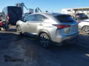 ✅ 2018 Lexus NX 300 • VIN: JTJBARBZ3J2150824 • Lot: 41016085. Wystawiony na IAAI z przebiegiem 130 354 mil. Bezpłatny archiwum sprzedaży aukcyjnych z USA i szczegółowy raport historii pojazdu na DreamBid. Zdjęcie 3.