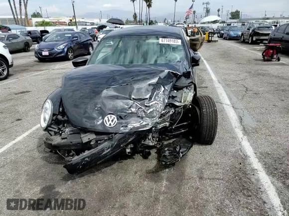 ✅ 2015 Volkswagen Beetle Fleet Edition • VIN: 3VWF17AT2FM647740 • Lot: 67149103. Listed on Copart with 79,154 mi. Free auction sales archive from the USA and detailed vehicle history report at DreamBid. Image 11.