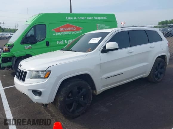 ✅ 2015 Jeep Grand Cherokee Laredo • VIN: 1C4RJEAG4FC860391 • Лот: 42115724. Опубликован ранее на IAAI с пробегом 174 425 миль. Бесплатный доступ к архиву аукционных продаж из США и подробный отчёт об истории автомобиля на DreamBid. Изображение 17.