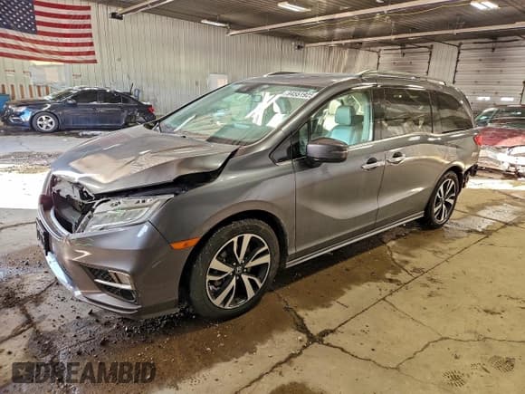 ✅ 2018 Honda Odyssey Elite • VIN: 5FNRL6H91JB071960 • Лот: 94551925. Опубликован ранее на Copart с пробегом 108 854 миль. Бесплатный доступ к архиву аукционных продаж из США и подробный отчёт об истории автомобиля на DreamBid. Изображение 1.