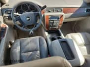 ✅ 2007 Chevrolet Suburban LTZ • VIN: 3GNFK16327G112047 • Lot: 85191495. Listed on Copart with 235,848 mi. Free auction sales archive from the USA and detailed vehicle history report at DreamBid. Image 8.