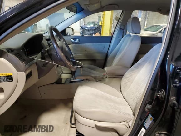 ✅ 2006 Hyundai Sonata GL • VIN: KMHET46C56A089469 • Лот: 77819934. Опубликован ранее на Copart с пробегом 128 108 миль. Бесплатный доступ к архиву аукционных продаж из США и подробный отчёт об истории автомобиля на DreamBid. Изображение 7.