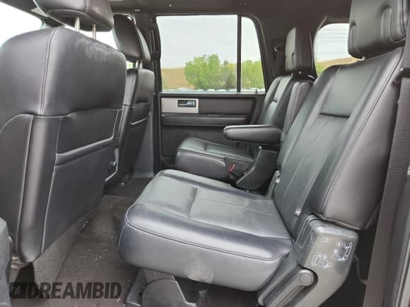 ✅ 2015 Ford Expedition Max Limited • VIN: 1FMJK2AT6FEF08645 • Lot: 81501055. Wystawiony na Copart z przebiegiem 135 301 mil. Bezpłatny archiwum sprzedaży aukcyjnych z USA i szczegółowy raport historii pojazdu na DreamBid. Zdjęcie 11.