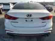 2018 Hyundai Elantra Sport с VIN KMHD04LB9JU704015, выставлен на аукционе Copart как лот 90088295 с пробегом Не указан миль и На запчасти • Non repairable. История ставок и продаж доступна на DreamBid. Изображение 6.