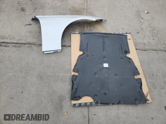 ✅ 2016 BMW 3 Series 320i xDrive • VIN: WBA8A3C54GK551522 • Lot: 86599565. Wystawiony na Copart z przebiegiem 96 368 mil. Bezpłatny archiwum sprzedaży aukcyjnych z USA i szczegółowy raport historii pojazdu na DreamBid. Zdjęcie 12.