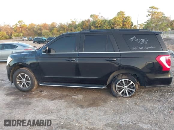 ✅ 2021 Ford Expedition XLT • VIN: 1FMJU1HTXMEA03800 • Лот: 41248896. Опубликован ранее на IAAI с пробегом 85 108 миль. Бесплатный доступ к архиву аукционных продаж из США и подробный отчёт об истории автомобиля на DreamBid. Изображение 14.