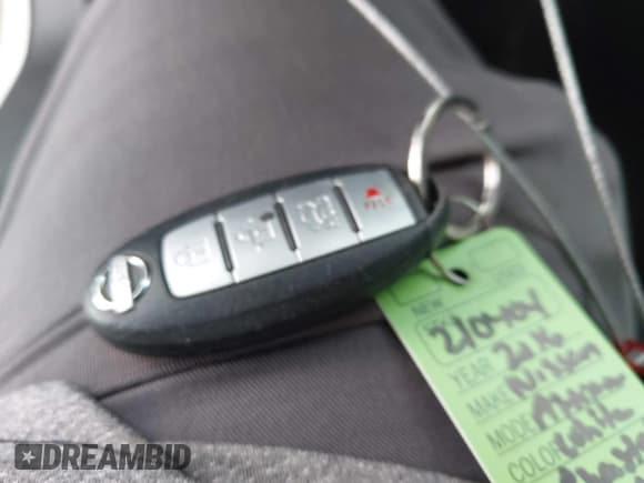 ✅ 2016 Nissan Altima SV • VIN: 1N4AL3APXGC210404 • Lot: 43084208. Listed on IAAI with 158,881 mi. Free auction sales archive from the USA and detailed vehicle history report at DreamBid. Image 11.