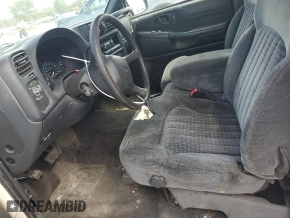 ✅ 2000 Chevrolet S-10 LS • VIN: 1GCCS14W6YK218696 • Лот: 67710344. Опубликован ранее на Copart с пробегом 106 603 миль. Бесплатный доступ к архиву аукционных продаж из США и подробный отчёт об истории автомобиля на DreamBid. Изображение 7.