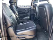 ✅ 2007 Chevrolet Suburban LTZ • VIN: 3GNFK16317G122293 • Lot: 63399534. Wystawiony na Copart z przebiegiem 146 428 mil. Bezpłatny archiwum sprzedaży aukcyjnych z USA i szczegółowy raport historii pojazdu na DreamBid. Zdjęcie 11.