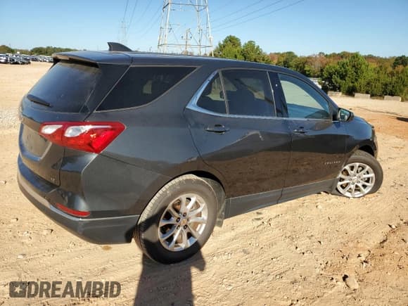 ✅ 2020 Chevrolet Equinox LT • VIN: 2GNAXKEV8L6226029 • Lot: 82450195. Listed on Copart with 132,386 mi. Free auction sales archive from the USA and detailed vehicle history report at DreamBid. Image 3.
