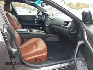 ✅ 2014 Maserati Ghibli S Q4 • VIN: ZAM57RTA1E1097863 • Lot: 43572235. Wystawiony na IAAI z przebiegiem 138 884 mil. Bezpłatny archiwum sprzedaży aukcyjnych z USA i szczegółowy raport historii pojazdu na DreamBid. Zdjęcie 5.