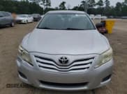 ✅ 2010 Toyota Camry LE • VIN: 4T4BF3EK7AR045161 • Lot: 70586445. Wystawiony na Copart z przebiegiem 213 280 mil. Bezpłatny archiwum sprzedaży aukcyjnych z USA i szczegółowy raport historii pojazdu na DreamBid. Zdjęcie 5.