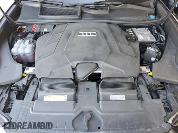 ✅ 2019 Audi Q8 Prestige • VIN: WA1CVBF19KD013040 • Lot: 49122335. Wystawiony na Copart z przebiegiem 71 637 mil. Bezpłatny archiwum sprzedaży aukcyjnych z USA i szczegółowy raport historii pojazdu na DreamBid. Zdjęcie 12.