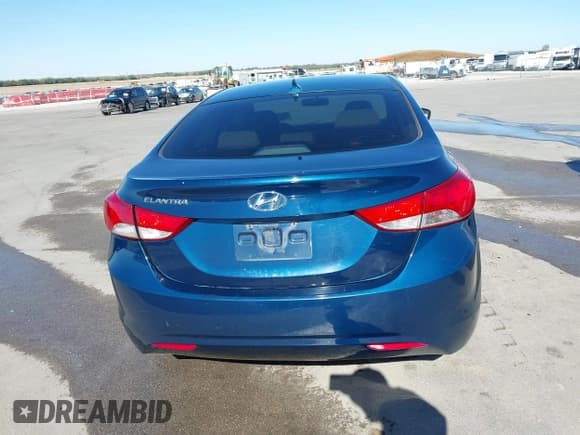 ✅ 2013 Hyundai Elantra Limited • VIN: KMHDH4AE6DU951468 • Лот: 43508585. Опубликован ранее на IAAI с пробегом 203 912 миль. Бесплатный доступ к архиву аукционных продаж из США и подробный отчёт об истории автомобиля на DreamBid. Изображение 16.