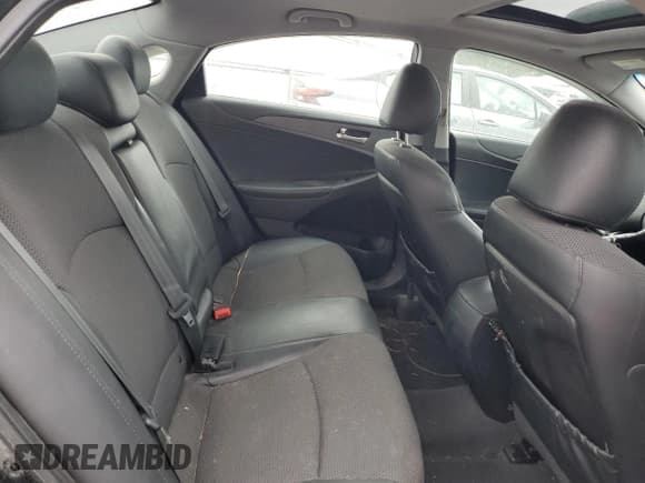✅ 2011 Hyundai Sonata SE • VIN: 5NPEC4AC6BH145952 • Lot: 72689904. Listed on Copart with 164,265 mi. Free auction sales archive from the USA and detailed vehicle history report at DreamBid. Image 10.