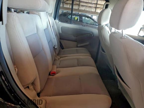 ✅ 2007 Ford Explorer XLT • VIN: 1FMEU73E77UB60837 • Lot: 94822365. Wystawiony na Copart z przebiegiem 137 109 mil. Bezpłatny archiwum sprzedaży aukcyjnych z USA i szczegółowy raport historii pojazdu na DreamBid. Zdjęcie 10.