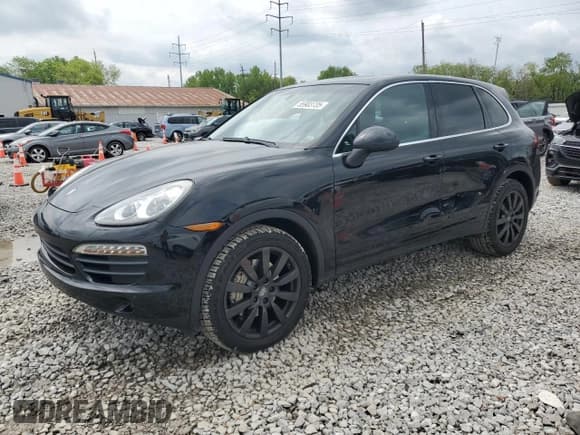 ✅ 2011 Porsche Cayenne S • VIN: WP1AB2A25BLA55960 • Lot: 55903735. Listed on Copart with 175,365 mi. Free auction sales archive from the USA and detailed vehicle history report at DreamBid. Image 1.
