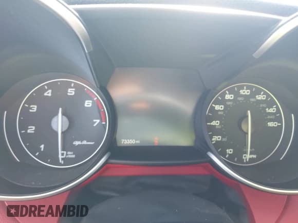 ✅ 2018 Alfa Romeo Giulia Ti Sport • VIN: ZARFAEEN4J7574429 • Лот: 43158939. Опубликован ранее на IAAI с пробегом 73 350 миль. Бесплатный доступ к архиву аукционных продаж из США и подробный отчёт об истории автомобиля на DreamBid. Изображение 7.