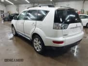 ✅ 2011 Mitsubishi Outlander SE • VIN: JA4JT3AW3BU007305 • Лот: 42679434. Опубликован ранее на IAAI с пробегом 189 610 миль. Бесплатный доступ к архиву аукционных продаж из США и подробный отчёт об истории автомобиля на DreamBid. Изображение 3.