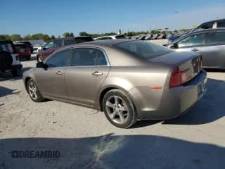 ✅ 2011 Chevrolet Malibu 1LT • VIN: 1G1ZC5E18BF383580 • Lot: 71466664. Wystawiony na Copart z przebiegiem 177 914 mil. Bezpłatny archiwum sprzedaży aukcyjnych z USA i szczegółowy raport historii pojazdu na DreamBid. Zdjęcie 2.