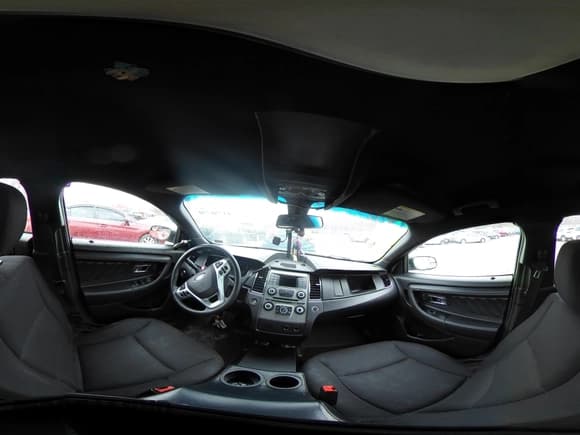 ✅ 2016 Ford Police Interceptor • VIN: 1FAHP2MK1GG122539 • Лот: 43756750. Опубликован ранее на IAAI с пробегом 214 853 миль. Бесплатный доступ к архиву аукционных продаж из США и подробный отчёт об истории автомобиля на DreamBid. Изображение 19.