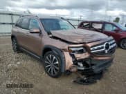 ✅ 2023 Mercedes-Benz GLB 250 • VIN: W1N4M4HB2PW328278 • Lot: 81734165. Wystawiony na Copart z przebiegiem 6 822 mil. Bezpłatny archiwum sprzedaży aukcyjnych z USA i szczegółowy raport historii pojazdu na DreamBid. Zdjęcie 4.