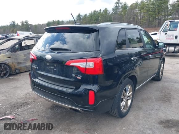 ✅ 2014 Kia Sorento SX Limited • VIN: 5XYKWDA77EG543700 • Лот: 41878413. Опубликован ранее на IAAI с пробегом 168 374 миль. Бесплатный доступ к архиву аукционных продаж из США и подробный отчёт об истории автомобиля на DreamBid. Изображение 16.