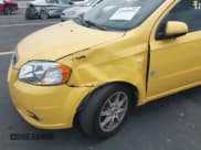 ✅ 2007 Chevrolet Aveo LS • VIN: KL1TD56687B165410 • Lot: 42439532. Wystawiony na IAAI z przebiegiem 113 133 mil. Bezpłatny archiwum sprzedaży aukcyjnych z USA i szczegółowy raport historii pojazdu na DreamBid. Zdjęcie 6.