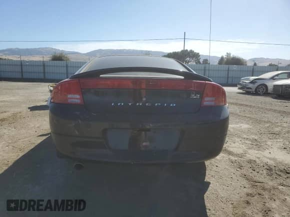 2001 Dodge Intrepid R/T z VIN 2B3AD76V11H652838, wystawiony jako Copart lot #58245525 z przebiegiem 161 349 mil mil oraz Szkoda całkowita • Salvage title. Historia ofert i sprzedaży dostępna na DreamBid. Obrazek 6.
