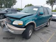 ✅ 1998 Ford Expedition XLT • VIN: 1FMPU18L7WLB22719 • Lot: 42777556. Wystawiony na IAAI z przebiegiem 274 700 mil. Bezpłatny archiwum sprzedaży aukcyjnych z USA i szczegółowy raport historii pojazdu na DreamBid. Zdjęcie 2.