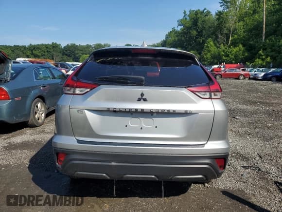 ✅ 2022 Mitsubishi Eclipse Cross ES • VIN: JA4ATUAA8NZ070000 • Lot: 64360495. Listed on Copart with Not provided. Free auction sales archive from the USA and detailed vehicle history report at DreamBid. Image 6.