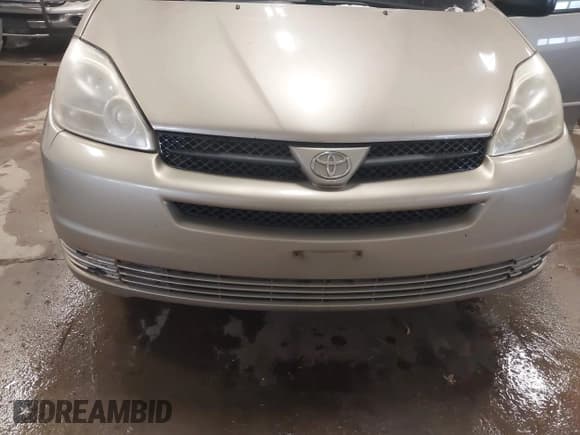 ✅ 2005 Toyota Sienna CE • VIN: 5TDZA23C45S240968 • Lot: 43866749. Listed on IAAI with 263,961 mi. Free auction sales archive from the USA and detailed vehicle history report at DreamBid. Image 6.
