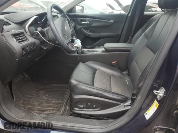 ✅ 2017 Chevrolet Impala LT • VIN: 1G1105S35HU137294 • Лот: 73285884. Опубликован ранее на Copart с пробегом 106 140 миль. Бесплатный доступ к архиву аукционных продаж из США и подробный отчёт об истории автомобиля на DreamBid. Изображение 7.