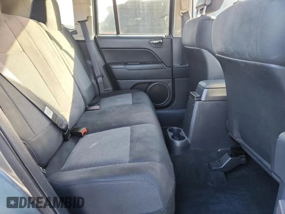 ✅ 2011 Jeep Compass Latitude • VIN: 1J4NF1FB1BD279550 • Лот: 89829405. Опубликован ранее на Copart с пробегом 143 248 миль. Бесплатный доступ к архиву аукционных продаж из США и подробный отчёт об истории автомобиля на DreamBid. Изображение 11.