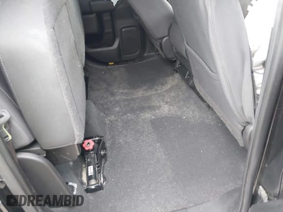 ✅ 2022 Chevrolet Silverado 1500 Custom • VIN: 1GCRYBEK8NZ133288 • Lot: 42588541. Listed on IAAI with 122,891 mi. Free auction sales archive from the USA and detailed vehicle history report at DreamBid. Image 8.