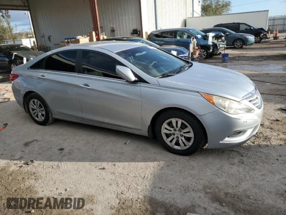 ✅ 2012 Hyundai Sonata GLS • VIN: 5NPEB4AC9CH448177 • Lot: 75819434. Listed on Copart with 146,000 mi. Free auction sales archive from the USA and detailed vehicle history report at DreamBid. Image 4.