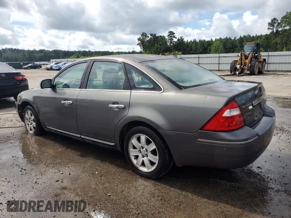 ✅ 2006 Ford Five Hundred SE • VIN: 1FAFP23176G187457 • Lot: 67648305. Listed on Copart with Not provided. Free auction sales archive from the USA and detailed vehicle history report at DreamBid. Image 2.