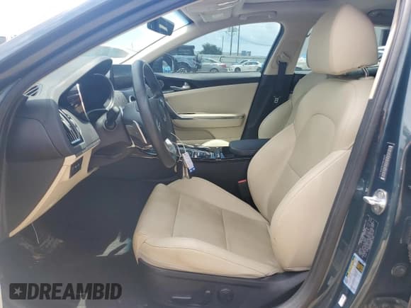 ✅ 2022 Kia Stinger GT-Line • VIN: KNAE35LD5N6118250 • Lot: 61077025. Wystawiony na Copart z przebiegiem 41 866 mil. Bezpłatny archiwum sprzedaży aukcyjnych z USA i szczegółowy raport historii pojazdu na DreamBid. Zdjęcie 7.