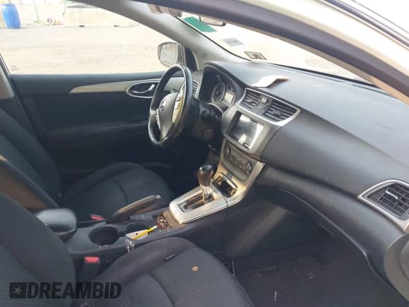 ✅ 2014 Nissan Sentra SV • VIN: 3N1AB7AP5EY336701 • Lot: 42427483. Wystawiony na IAAI z przebiegiem 107 218 mil. Bezpłatny archiwum sprzedaży aukcyjnych z USA i szczegółowy raport historii pojazdu na DreamBid. Zdjęcie 5.